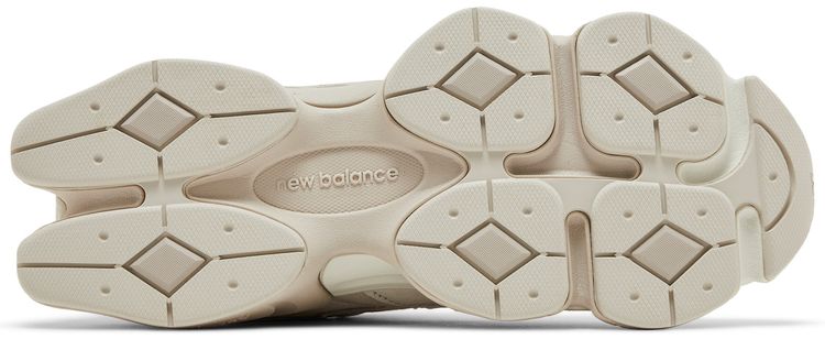 New Balance 9060 Gray Moonbeam