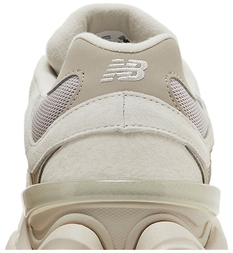 New Balance 9060 Gray Moonbeam