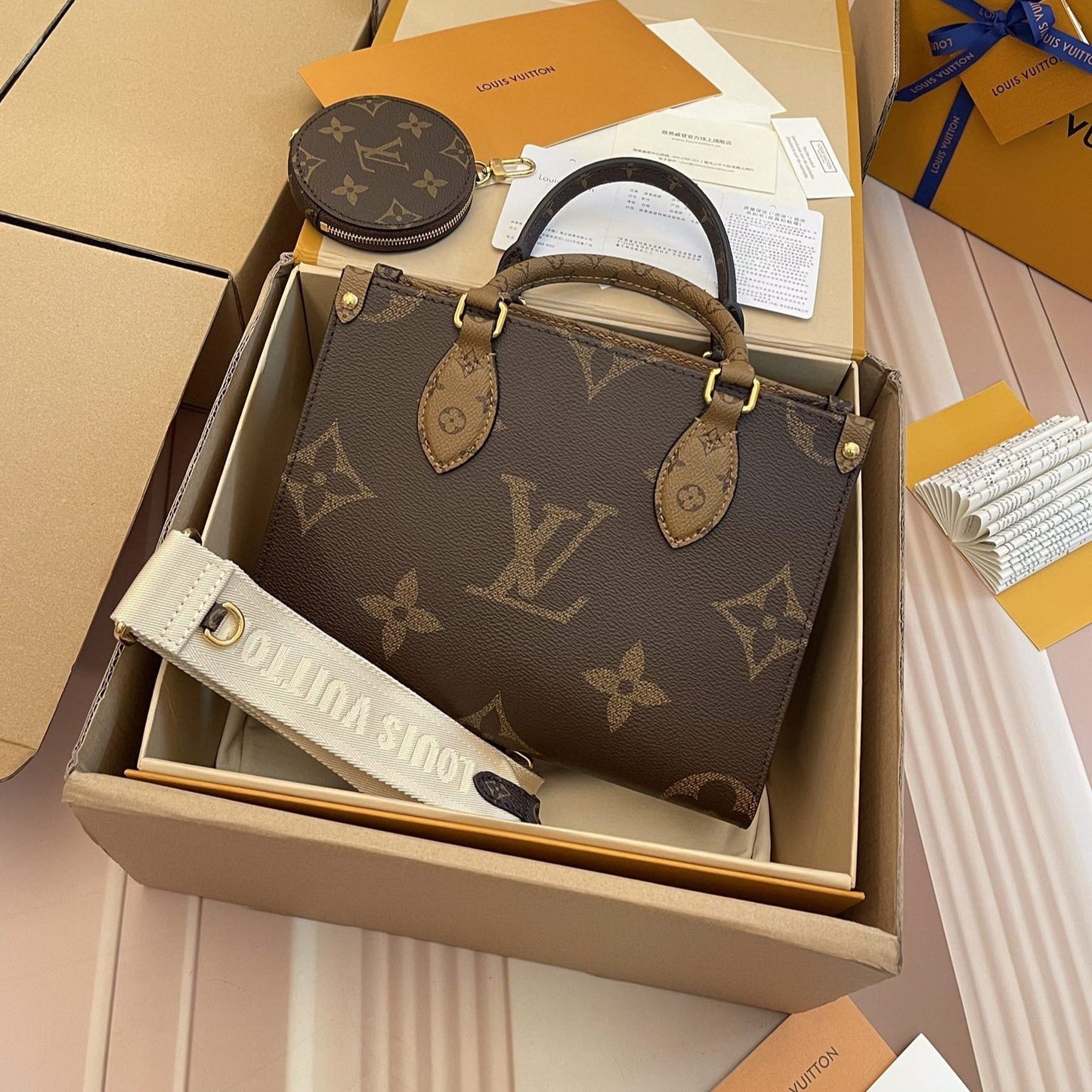 LV - Small OnTheGo BB Maron Double Tote