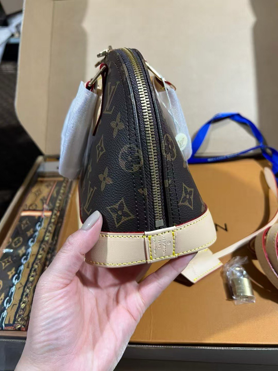 LV - Alma BB NO Bag