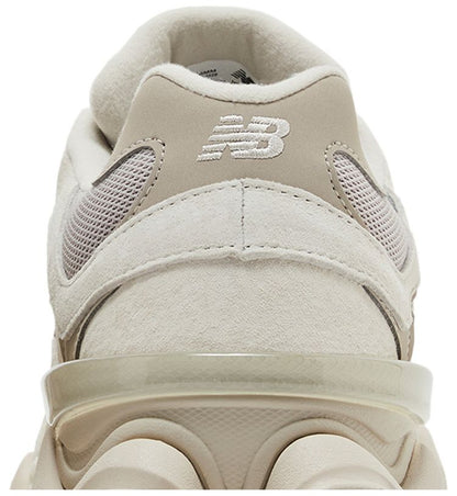 New Balance 9060 Gray Moonbeam