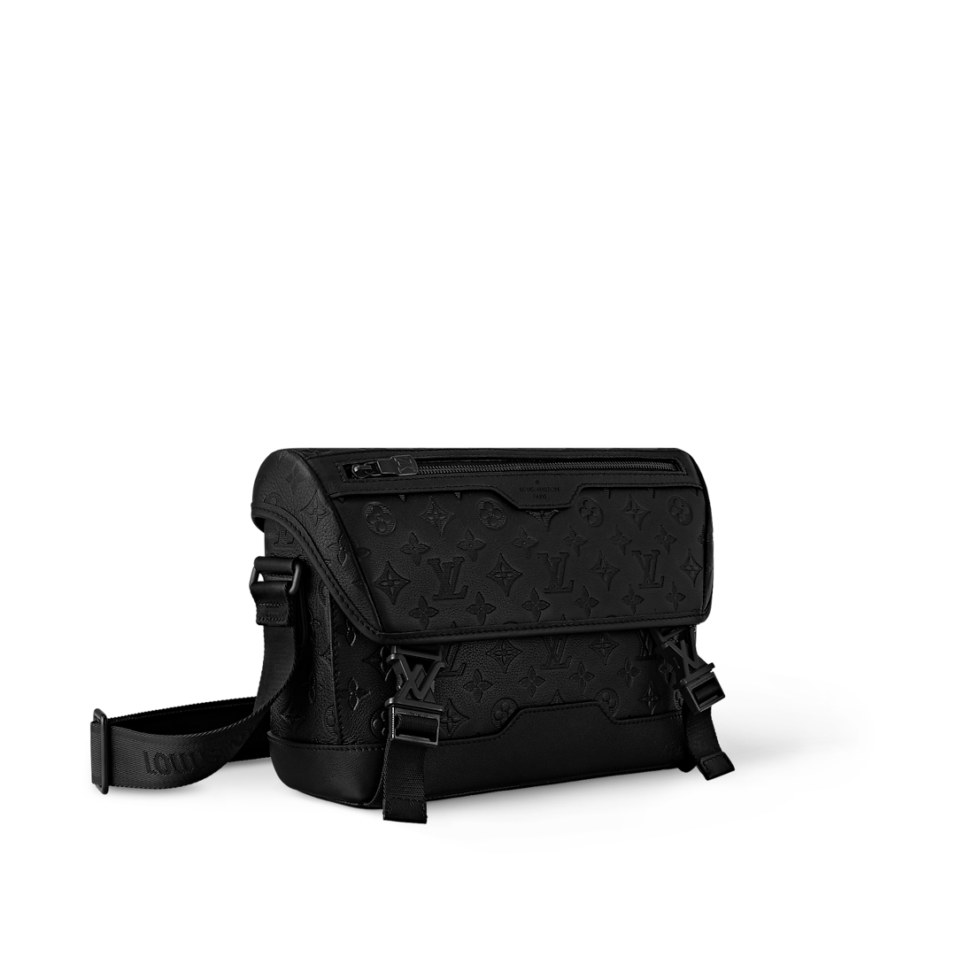 Voyager PM Messenger Bag
