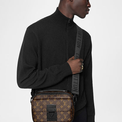 S Lock Messenger Bag