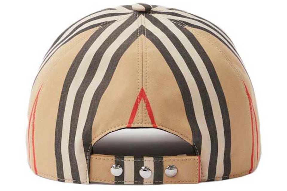 Traditional checkered cotton baseball cap with beige monogram