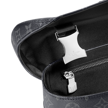 Voyager PM Messenger Bag