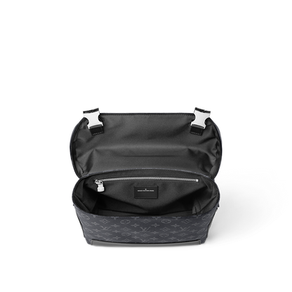 Voyager PM Messenger Bag