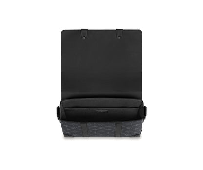 Louis Vuitton Messenger Bag